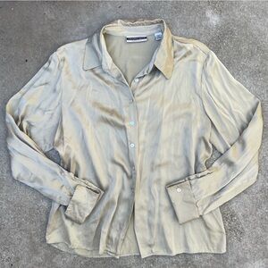 Amanda Smith Light Tan Casual Button Down Shirt